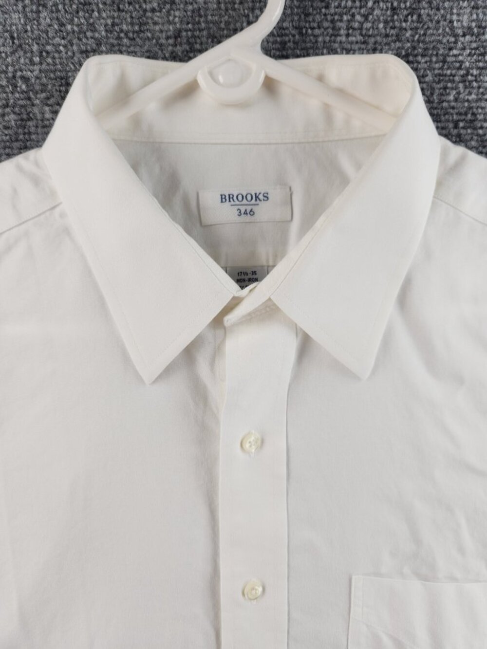 Brooks Brothers Cotton Point 17.5 35 Non-Iron White Mens Button Up Solid Pocket
